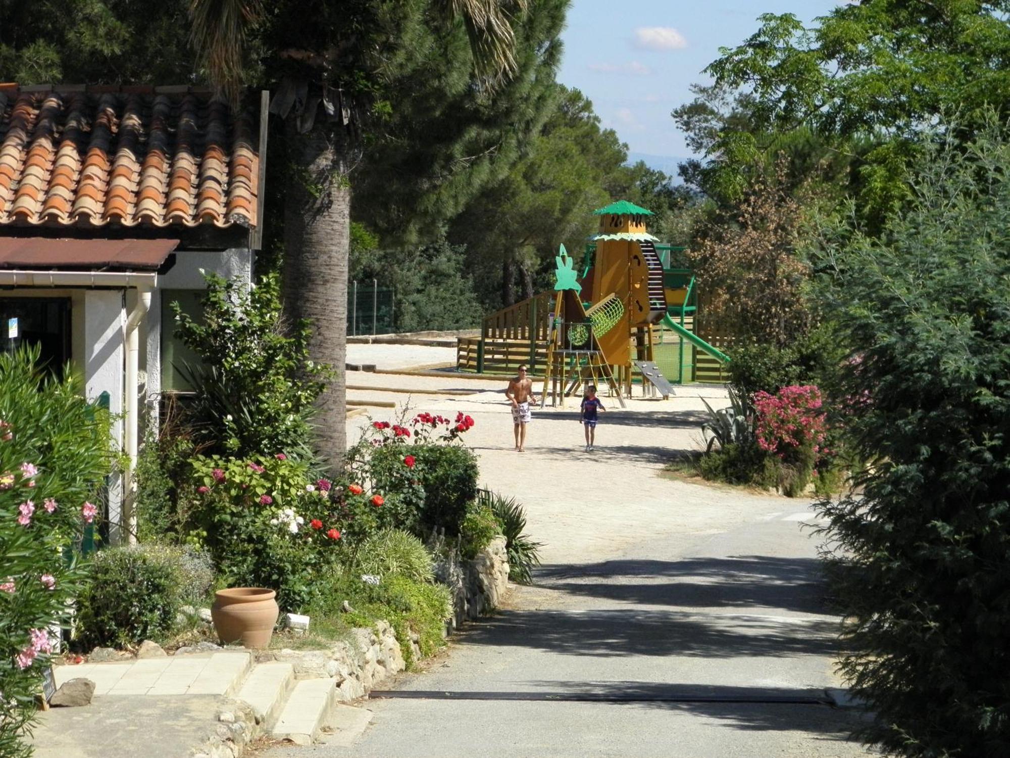 Camping Des Alberes Laroque-des-Albères Екстериор снимка